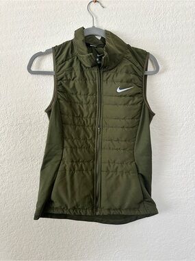 Nike women’s running vest